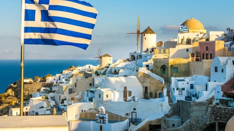 Alertă de călătorie în Grecia: grevă generală joi ce perturbează operațiunile aeroportuare